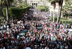 وفد من طلاب الإسكندرية لتقديم العزاء في شهيد طب الأزهر
