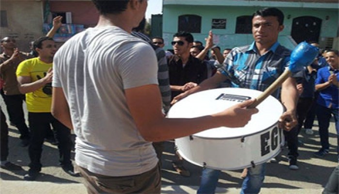 مسيرة لطلاب جامعة السادات وسط تفاعل كبير من أهالي المنوفية