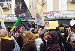 بالصور.. أحرار وحرائر الأزهر ينتفضون أمام إدارة الجامعة