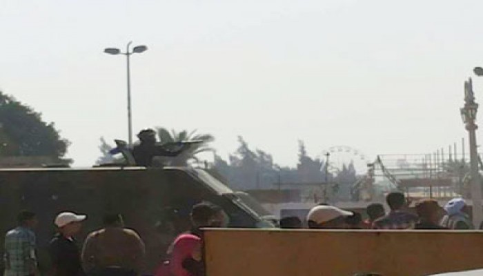 تمركز قوات الانقلاب بالقرب من بوابة جامعة أسيوط لمواجهة المظاهرات