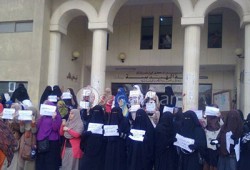 دفعتان بهندسة الأزهر "بنات" تعلنان الإضراب عن الدراسة