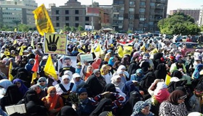 قانون الانقلاب لمنع التظاهر.. شرعنة قتل المصريين