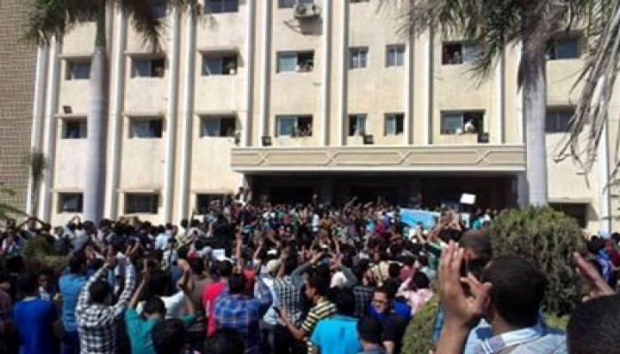 اليوم.. مظاهرات بجامعات الأزهر وعين شمس وحلوان ضد العسكر