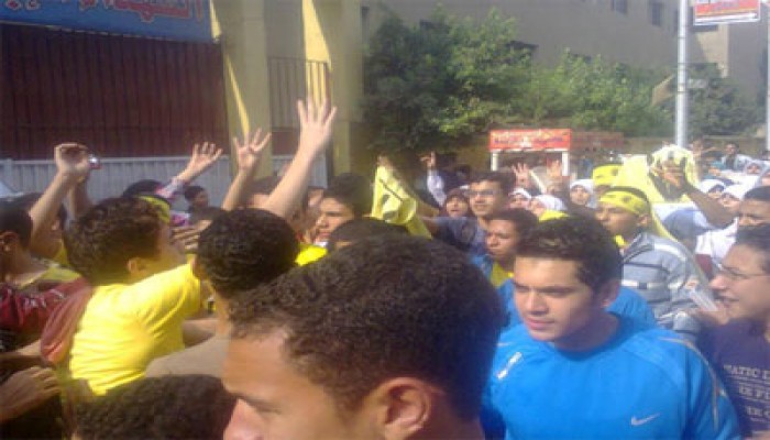 "طلاب ضد الانقلاب" بالمنوفية يتظاهرون رفضًا للمحاكمة الهزلية