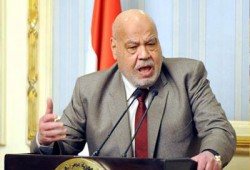 المستشار مكي: محاكمة الرئيس الشرعي بتهمة قتل أنصاره عبث