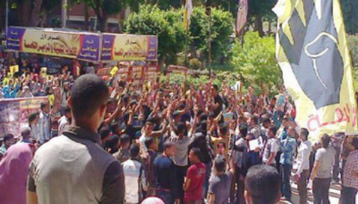 عرض مسرحي صامت لطلاب ضد الانقلاب بجامعة أسيوط