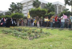 بالصور.. طلاب طنطا يرفضون زيارة وفد الانقلابيين إلى الجامعة