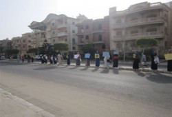 وقفة لطالبات طب الأزهر بدمياط تطالب بالإفراج الفوري عن المعتقلين