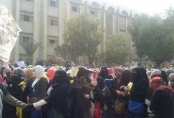 حرائر الأزهر ينتفضن لتطهير الدولة من العسكر