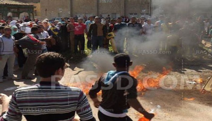 بلطجية الانقلاب يعتدون على طلاب أزهر تفهنا وإصابة 40 طالبًا