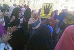 بالفيديو.. مسيرة ووقفات لطالبات أزهر أسيوط تنديدًا بالعسكر