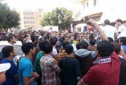 بث مباشر.. وقفة لطلاب هندسة شبين الكوم للمطالبة بالإفراج عن زملائهم