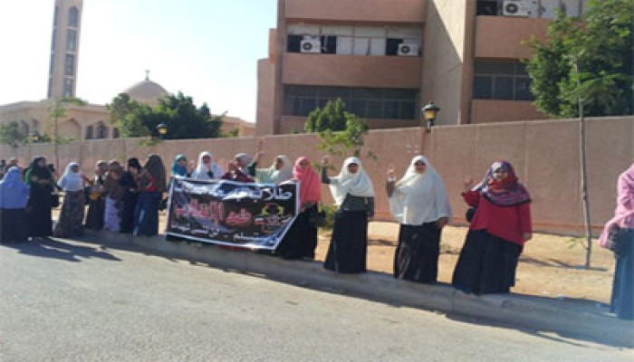 بالصور.. وقفة لطلاب السادات بعنوان "الوفاء للمعتقلين"
