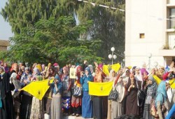 بث مباشر.. سلاسل بشرية ومسيرة لطلاب جامعة الزقازيق في أسبوع الصمود