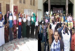 طلاب وطالبات جامعة الأزهر بدمنهور يطالبون بمحاكمة قتلة الثوار
