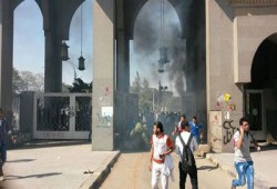 "صحفيون ضد الانقلاب": اقتحام جامعة الأزهر جريمة يتحملها "الطيب" وقائده