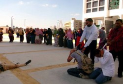 عرض مسرحي لمجزرة فض رابعة بالمجمع النظري بجامعة دمنهور
