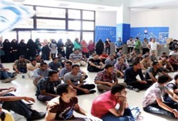 طلاب هندسة قناة السويس يواصلون إضرابهم عن الدراسة