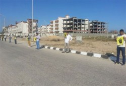 سلسلة طلابية أمام معهد الهندسة بدمياط تنديدًا باعتقال زملائهم