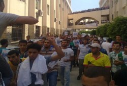 مسيرة حاشدة لطلاب صيدلة الزقازيق رفضًا للانقلاب ومجازره