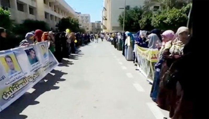 بالفيديو.. فعاليات طلابية متنوعة بجامعة الفيوم رفضًا للانقلاب