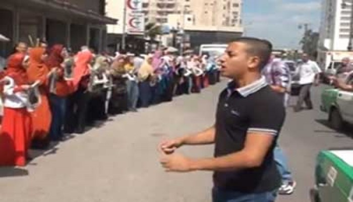 بالفيديو.. وقفة لـ"طلاب ضد الانقلاب" أمام مجمع كليات دمنهور