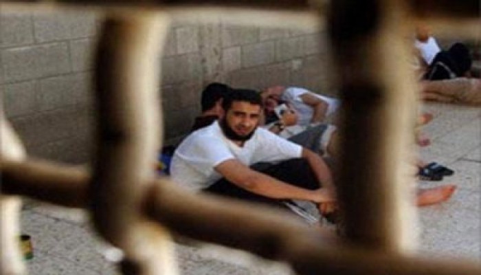 الإعلان عن إضراب 6 أسرى فلسطينيين تمهيدًا للإضراب الجماعي
