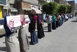 وقفة وسلسلة بشرية لـ"طلاب ضد الانقلاب" بالفيوم