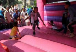 برنامج ترفيهي وتربوى للأطفال لمدة 21 يومًا بـ"رابعة العدوية"