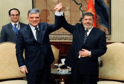 صحيفة تركية: جول طالب بالإفراج عن الرئيس مرسي