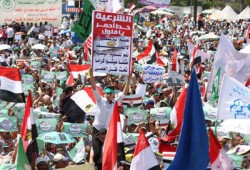 بيان لضباط بالجيش: سنحمي الرئيس المنتخب.. ولا بديل عن الشرعية