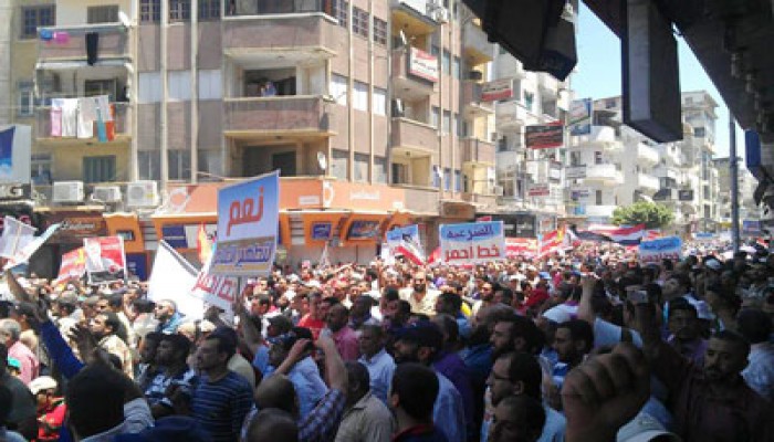 مئات الآلاف في مسيرة بدمياط تأييدًا للرئيس مرسي