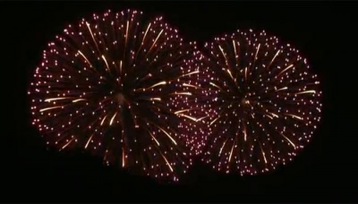 معتصمو رابعة العدوية يطلقون الألعاب النارية