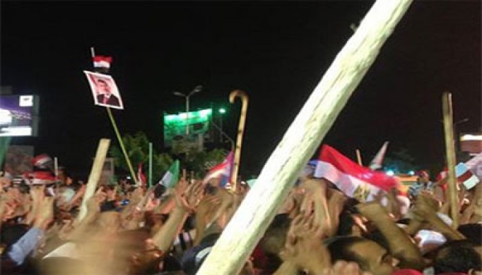 القوى الإسلامية تتظاهر في قنا تأييدًا للرئيس