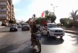 بالفيديو.. مسيرة بالسيارات تأييدًا للرئيس مرسي في العريش