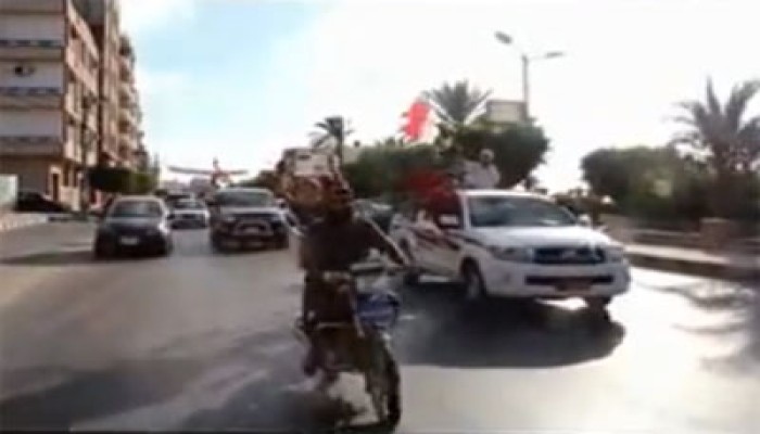 بالفيديو.. مسيرة بالسيارات تأييدًا للرئيس مرسي في العريش