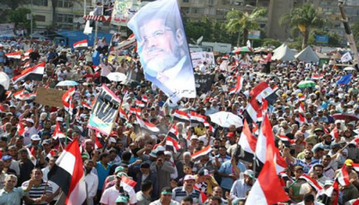 ممدوح إسماعيل: متظاهرو رابعة العدوية ليسوا كل مؤيدي الرئيس