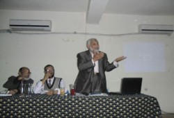 الحرية والعدالة بأسيوط ينفي القبض على اثنين من أعضائه بحوزتهم أسلحة