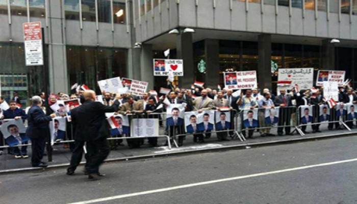 وقفة للجالية المصرية بأمريكا لتأييد الرئيس مرسي