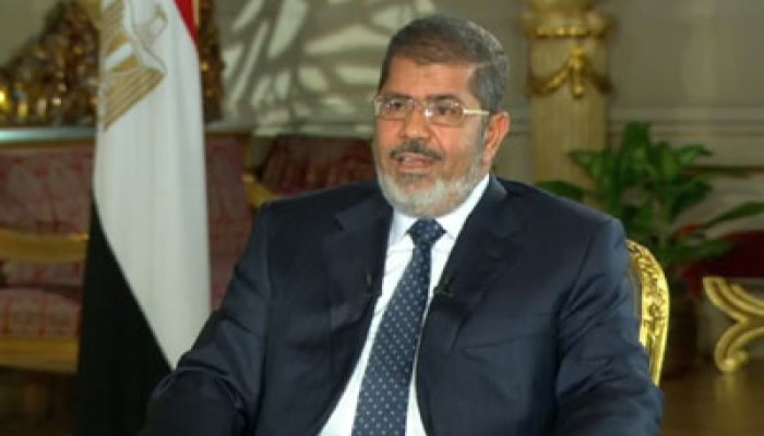 بالفيديو.. المصريون بفرنسا يتظاهرون تأييدًا لشرعية الرئيس مرسي