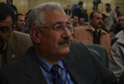 "الحرية والعدالة" بالإسكندرية يدعو المعارضة لوقف العنف والتزام السلمية