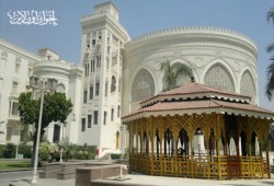 الحرس الجمهوري ينفي إغلاق الشوارع المحيطة بقصر "الاتحادية"