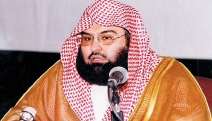 الشيخ السديس يناشد المسلمين التقيد بخفض أعداد الحجاج والمعتمرين