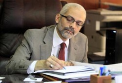 د. عبد العزيز يصدر عدة قرارات لدعم التبادل الثقافي مع دول العالم