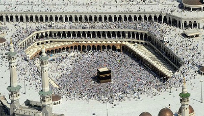 السعودية: تخفيض أعداد الحجاج مؤقت حتى إنهاء مشروعات التوسعة