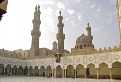 خريجو الأزهر بإندونيسيا يدشنون منحة تعليمية تأهيلية للالتحاق بالجامعة