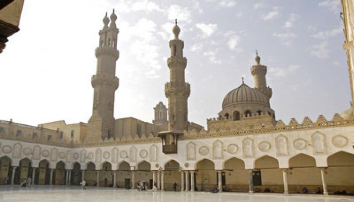 خريجو الأزهر بإندونيسيا يدشنون منحة تعليمية تأهيلية للالتحاق بالجامعة
