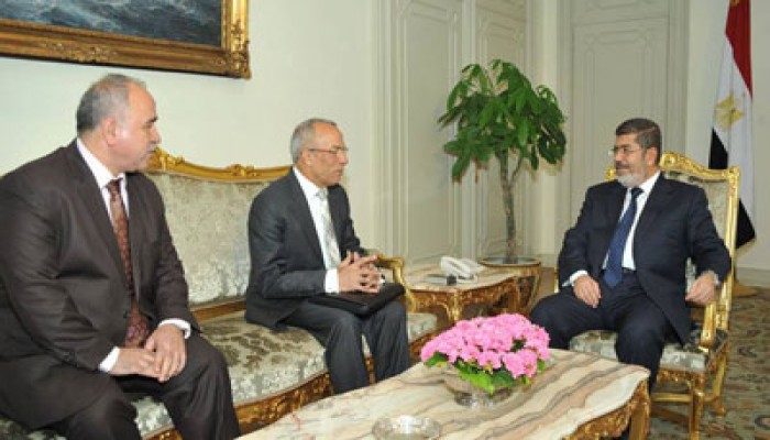 الرئيس مرسي يزيد اعتمادات تنمية سيناء إلى 2 مليار جنيه