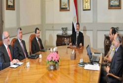 الرئيس مرسي يعقد اجتماعًا لمتابعة ملف سيناء الأمني والتنموي
