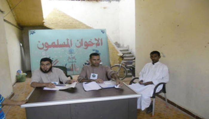 400 مستفيد من قافلتين طبيتين للإخوان والحرية والعدالة بجهينة